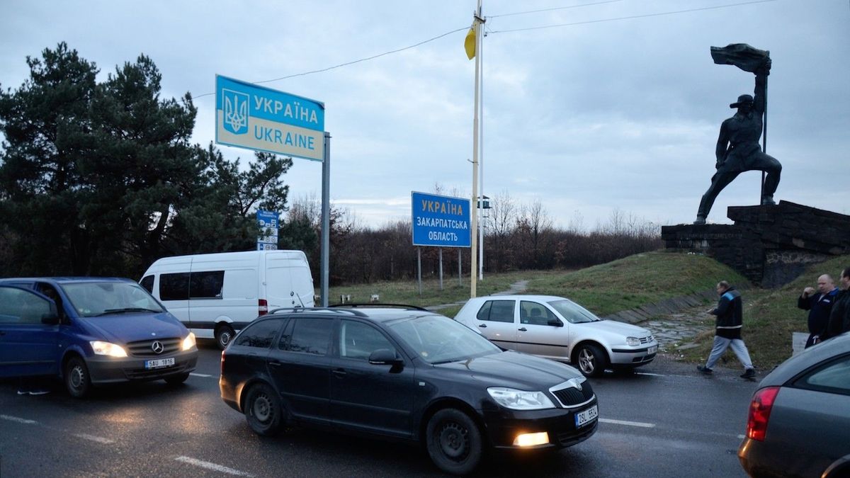 Slováci nachystali tábory pro případné azylanty z Ukrajiny. Zatím je klid, hlásí
